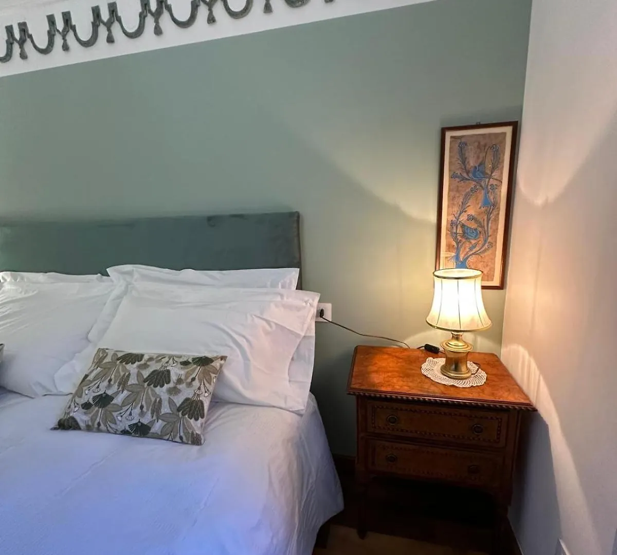 Elegant Apartment In A Historic Building, Just A Few Steps From The Duomo Florence 0*,