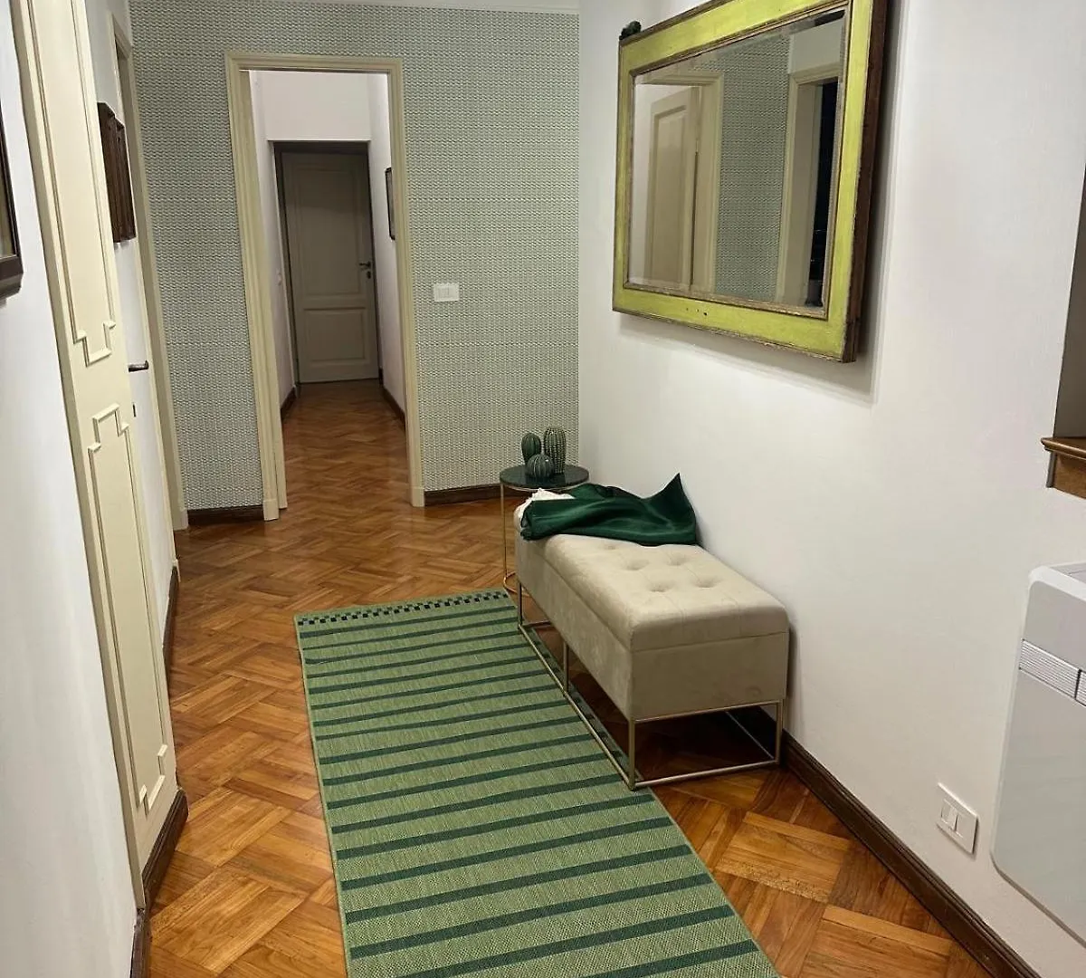 Elegant Apartment In A Historic Building, Just A Few Steps From The Duomo Firenze 0*,  Italia